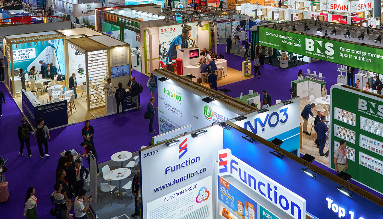 Découvrez comment préparer efficacement votre salon professionnel à Paris avec l'aide d'un standiste expérimenté pour un stand sur mesure et attractif.