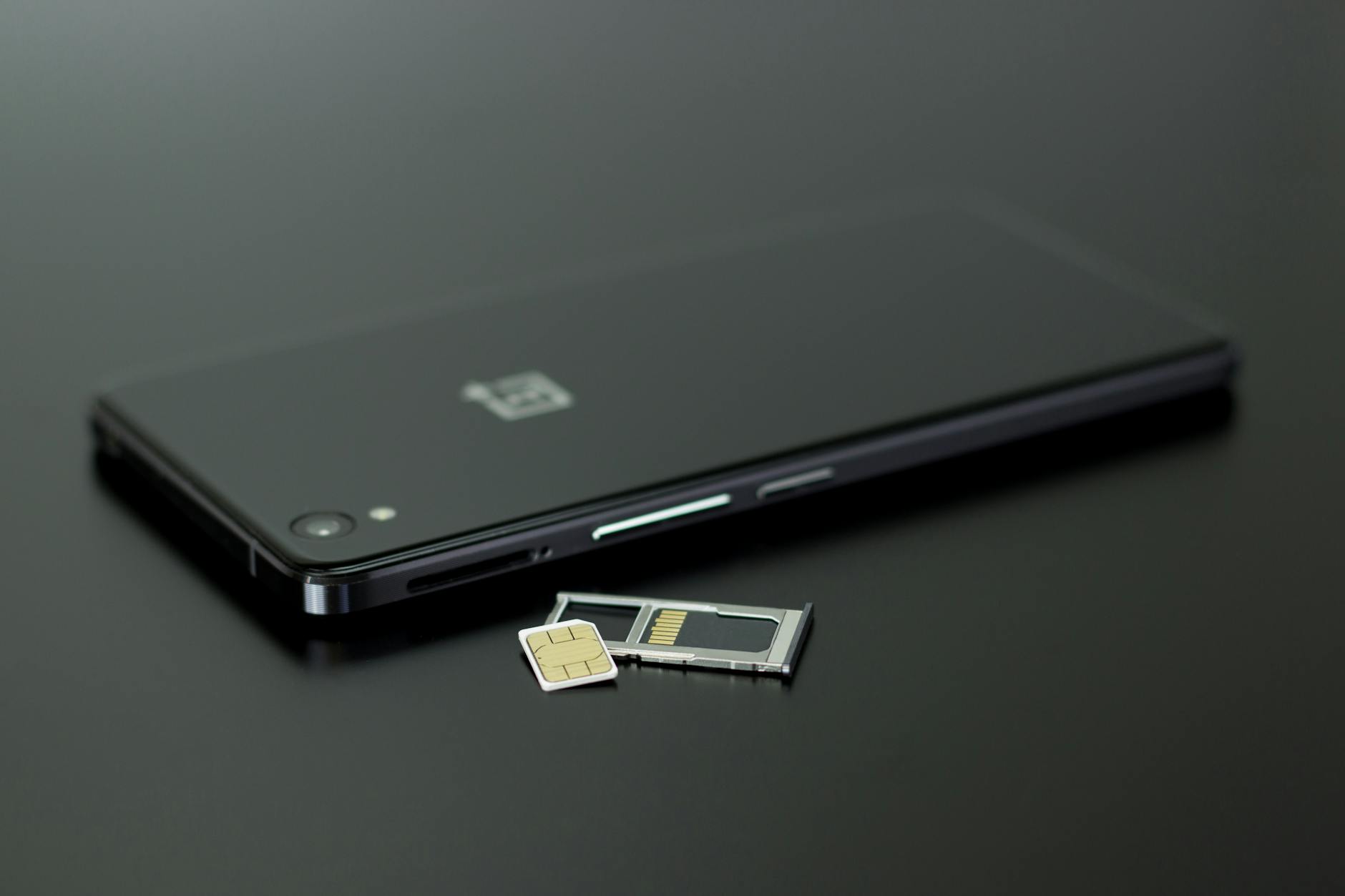 Escroquerie par échange de carte SIM : anatomie d’une arnaque ultra rentable — escroquerie échange de carte SIM