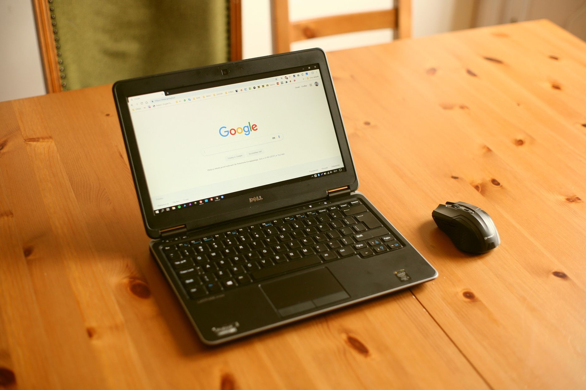 Configurer la suppression automatique de l’historique Chrome via ton compte Google — écran d'ordinateur paramètres historique Chrome