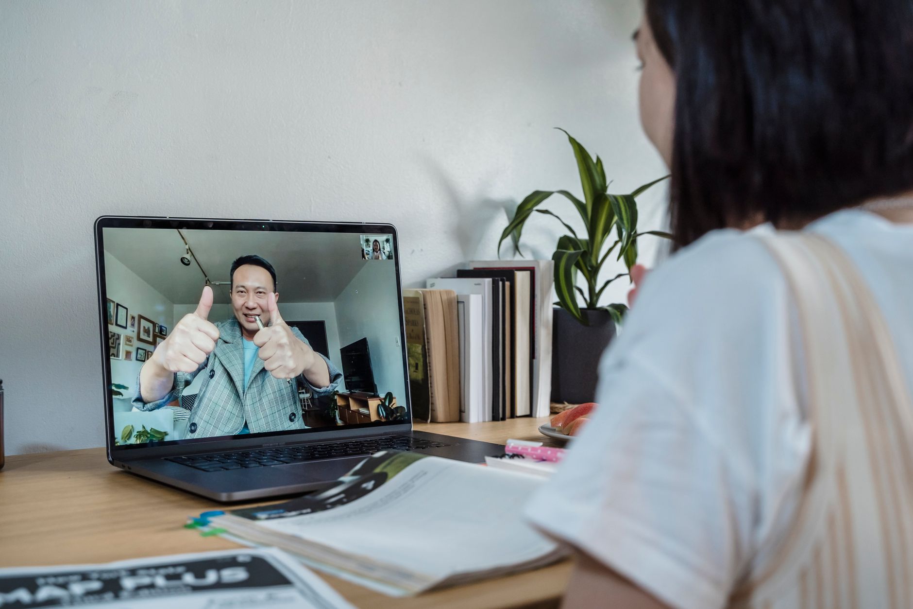 Choisir un sujet de formation en ligne qui répond à une demande réelle — plateforme de formation en ligne écran d'ordinateur